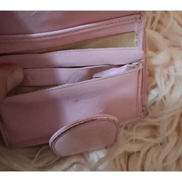 Authentic CHANEL Light Pink Quilted Cambon Small Wallet - Picture 15 of 16